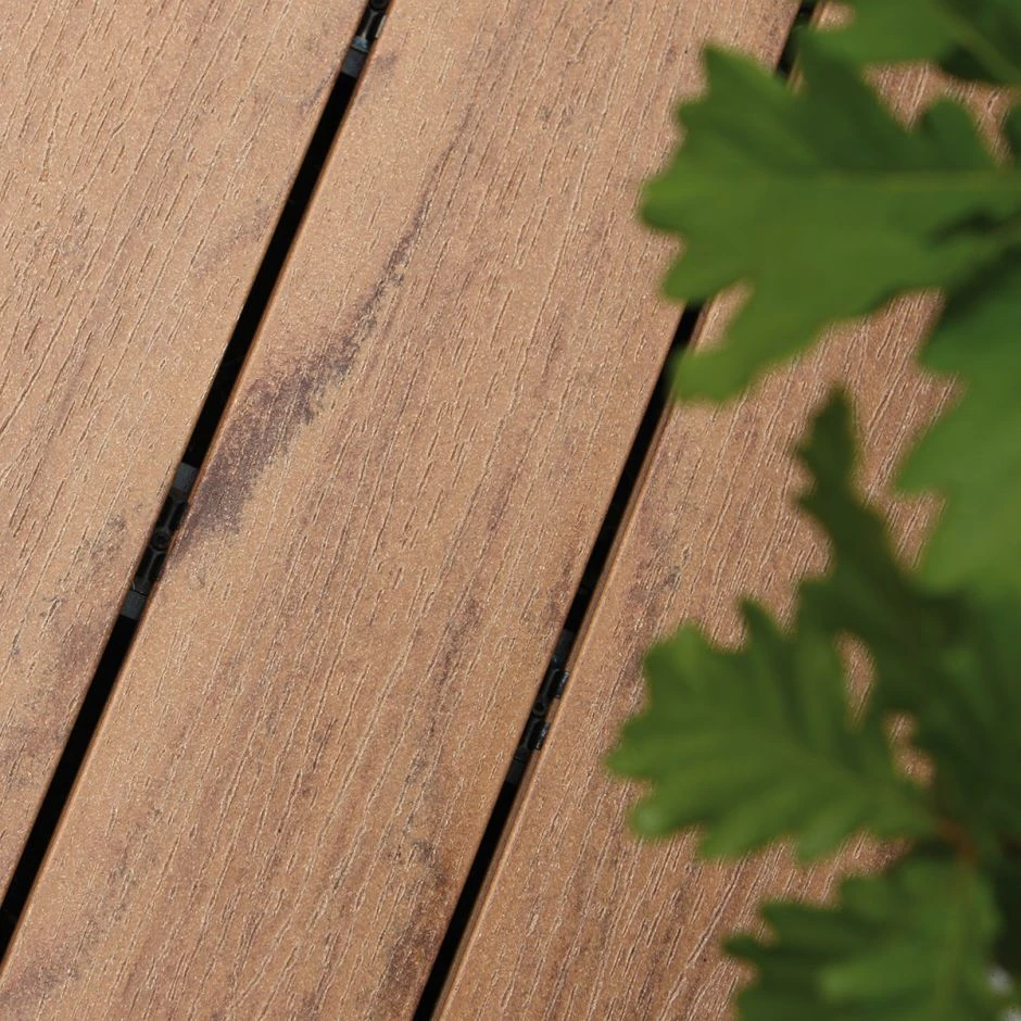 NATURinFORM WPC-Terrassendiele 21x139mm DIE NATURLINIE Eichenbraun Massiv â Bild 2