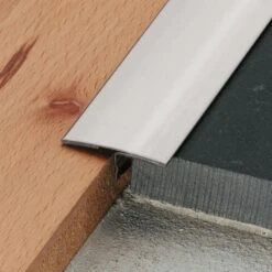 Schlüter-RENO-T E Übergangsprofil Edelstahl V2A