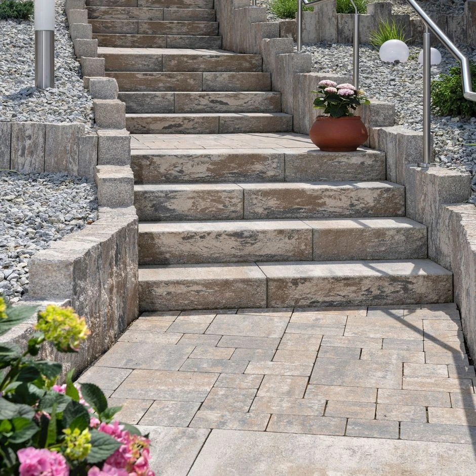 KANN Blockstufe Via Leano Muschelkalk-nuanciert