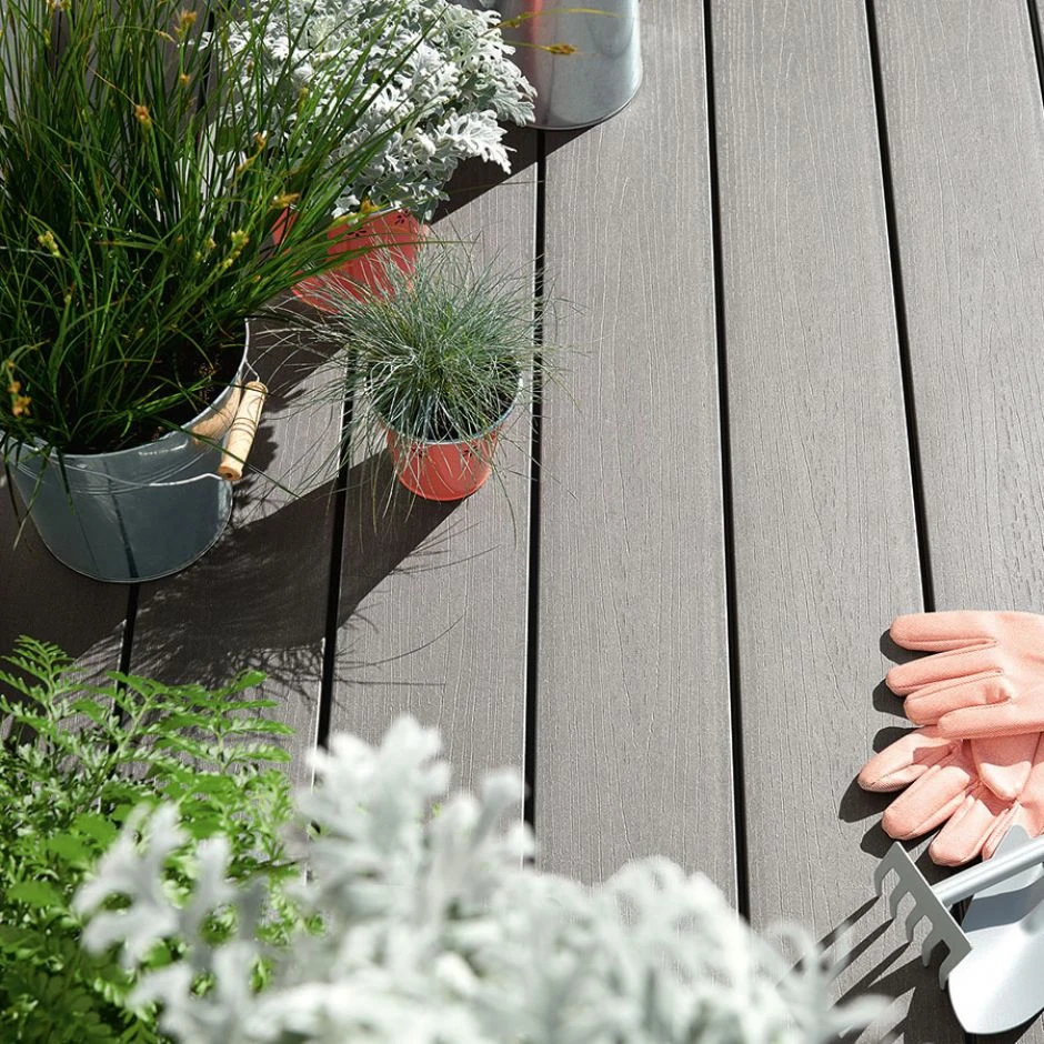 NATURinFORM WPC-Terrassendiele 21x139mm DIE KERNIGE Grau Massiv – Bild 4